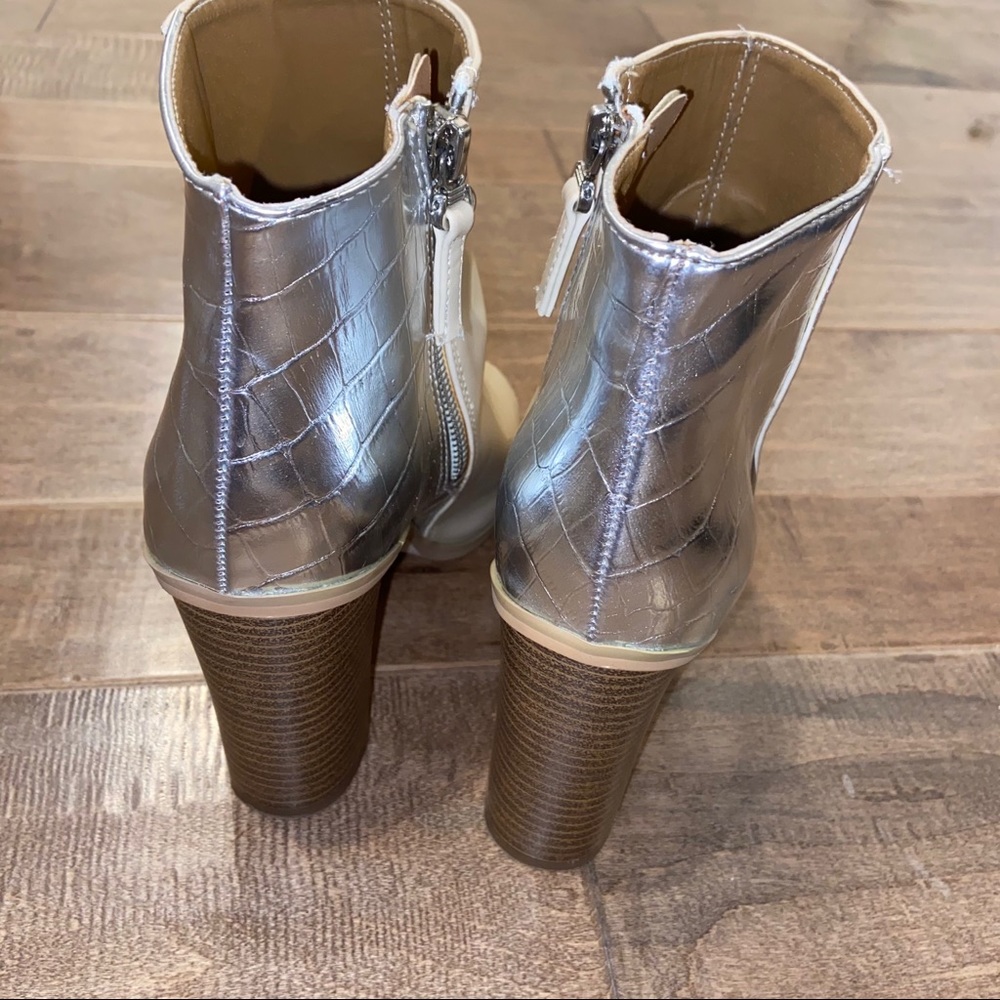 Colorblock Peep-toe Bootie - Picture 10 of 13